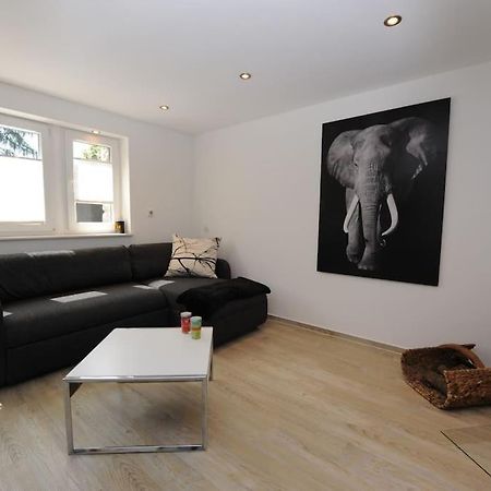 Wohnung In Stilvoller Villa ชแวร์เทอ ภายนอก รูปภาพ